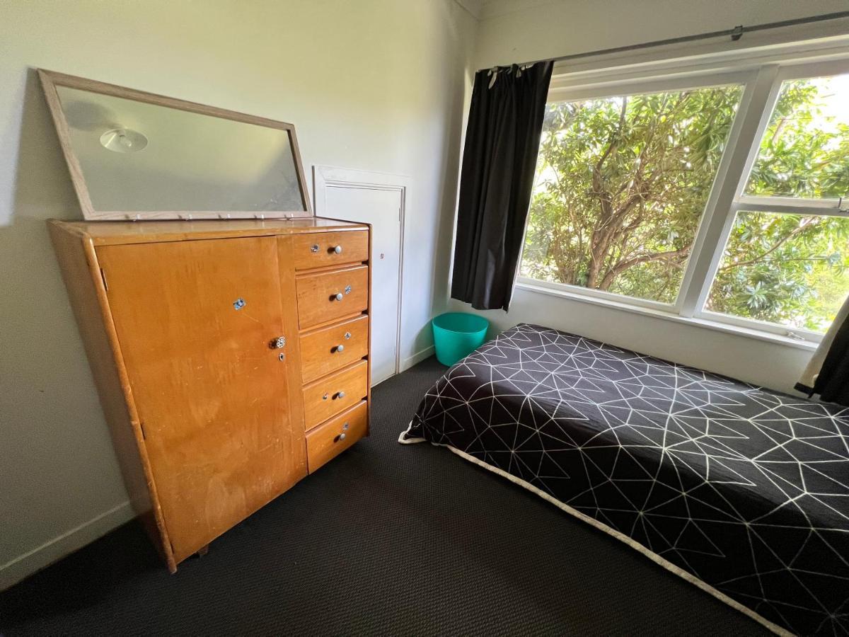 Single Room #1 Or #3 - Homestay Family Home - No Breakfast 汉密尔顿 外观 照片